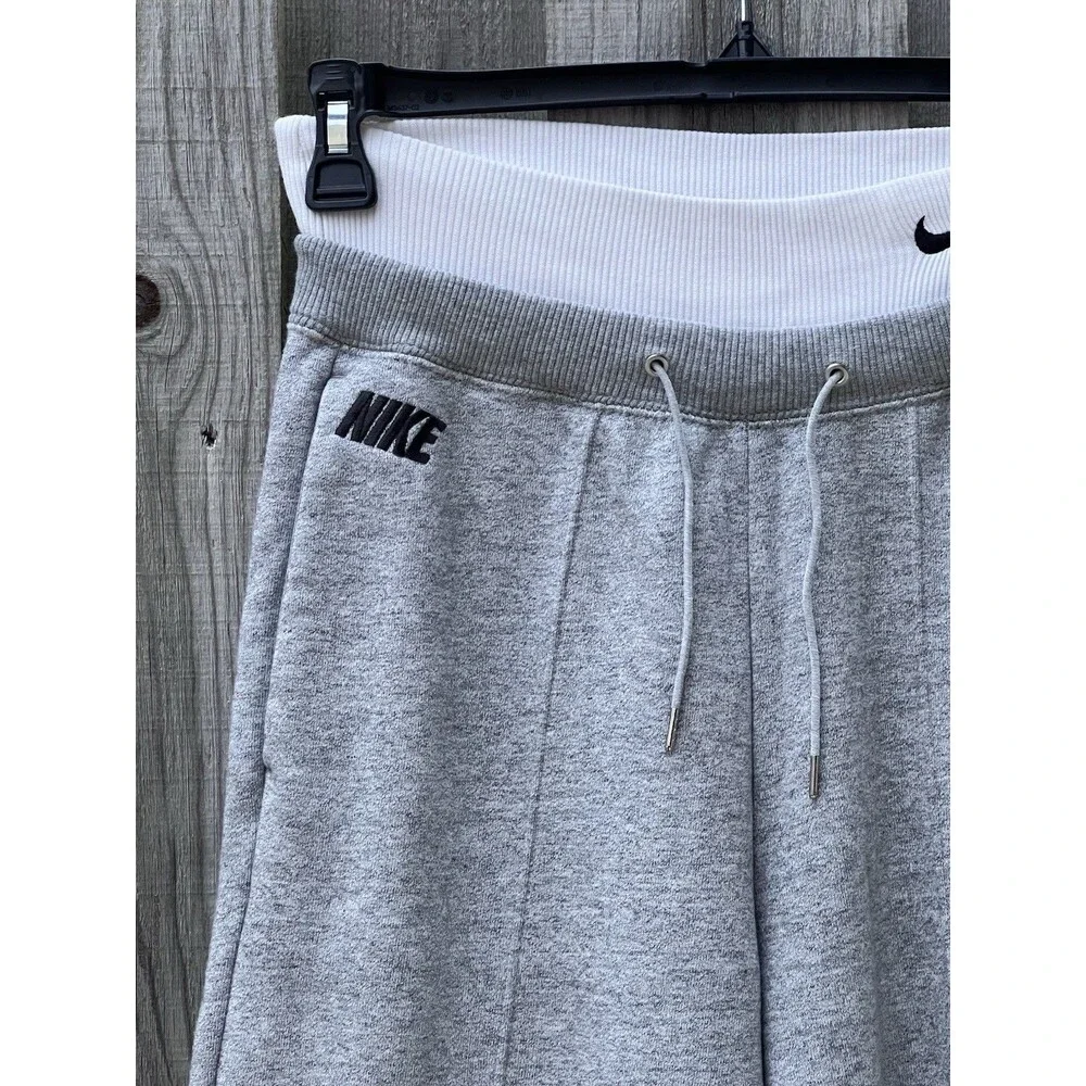 Nike Women's Sportswear Icon Clash Easy Fleece Jogger Pants Womens Small Gray